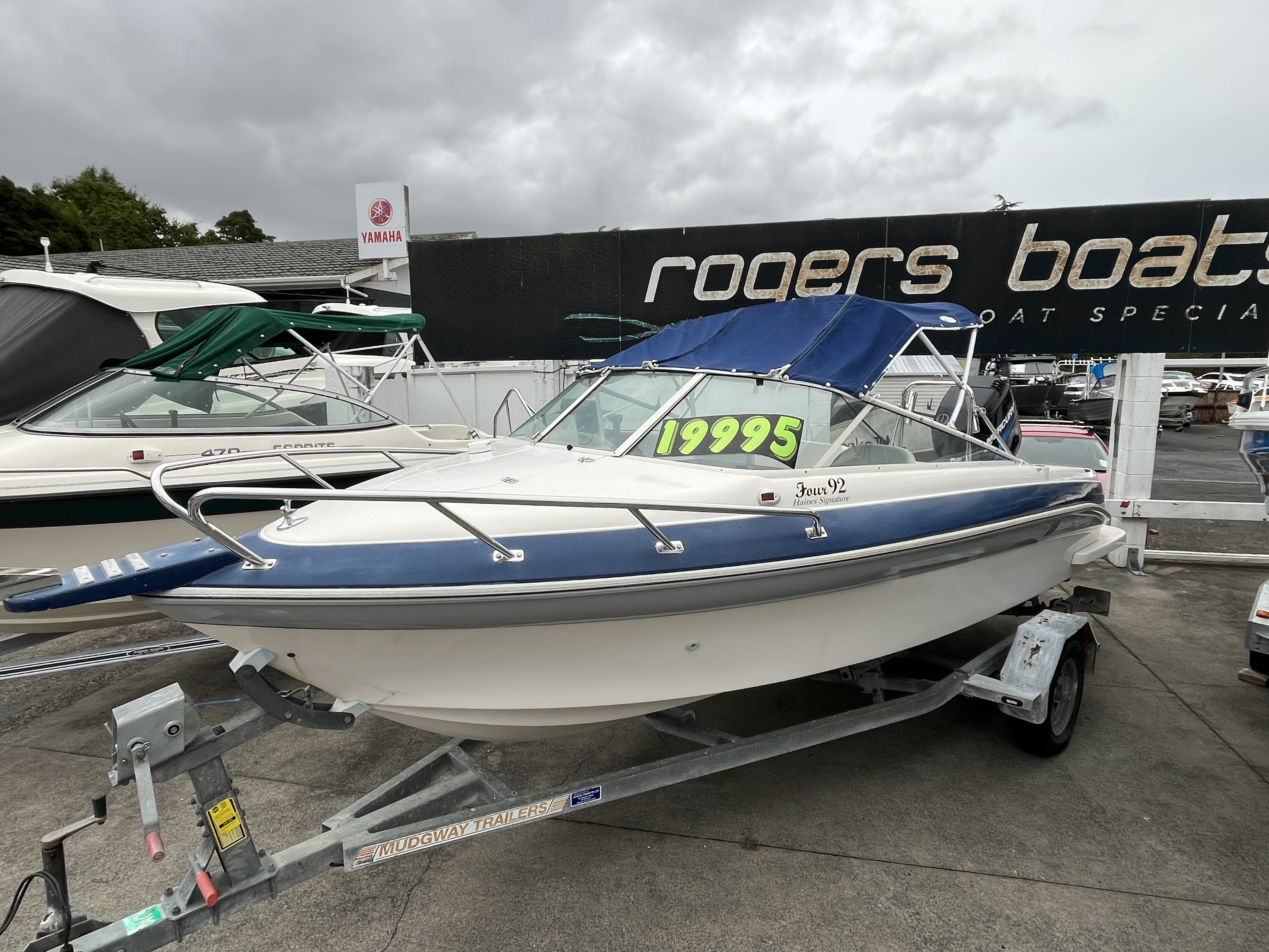 Rogers Boatshop: Haines Signature / 492 Sport / 2001