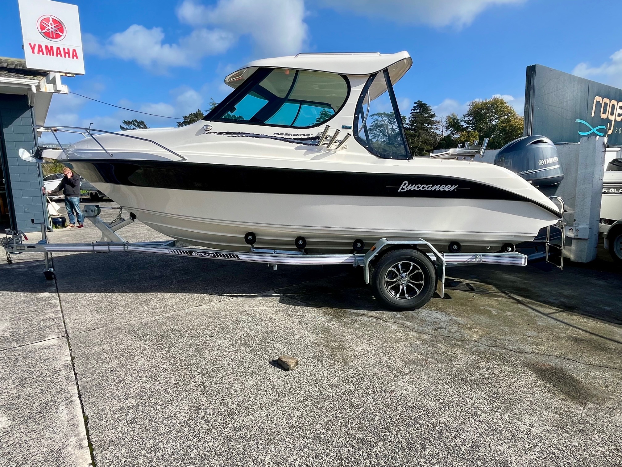 Rogers Boatshop: Buccaneer / 575 Hardtop  / Contact us