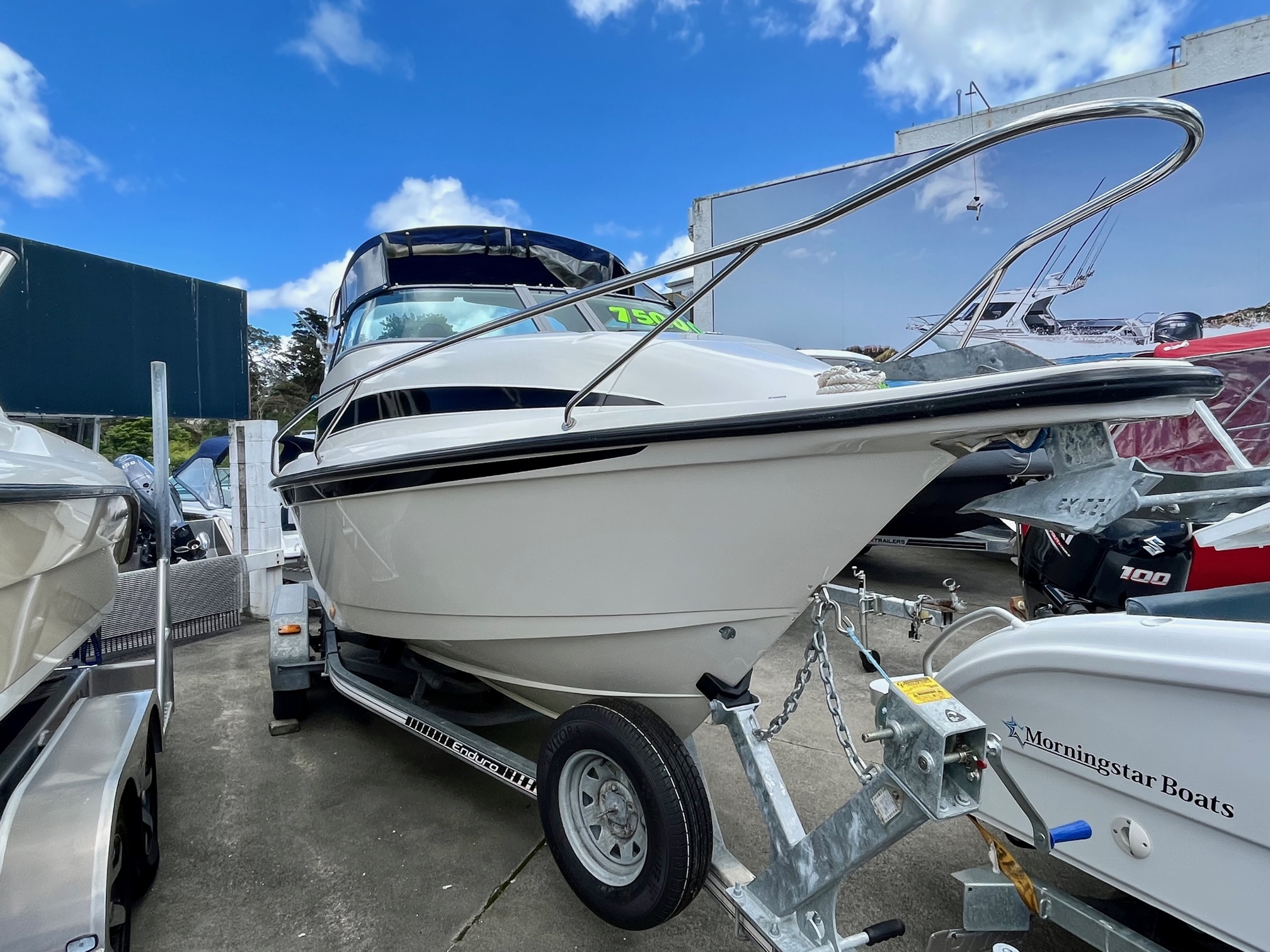 Rogers Boatshop: Rayglass / 2150 Legend / 2002