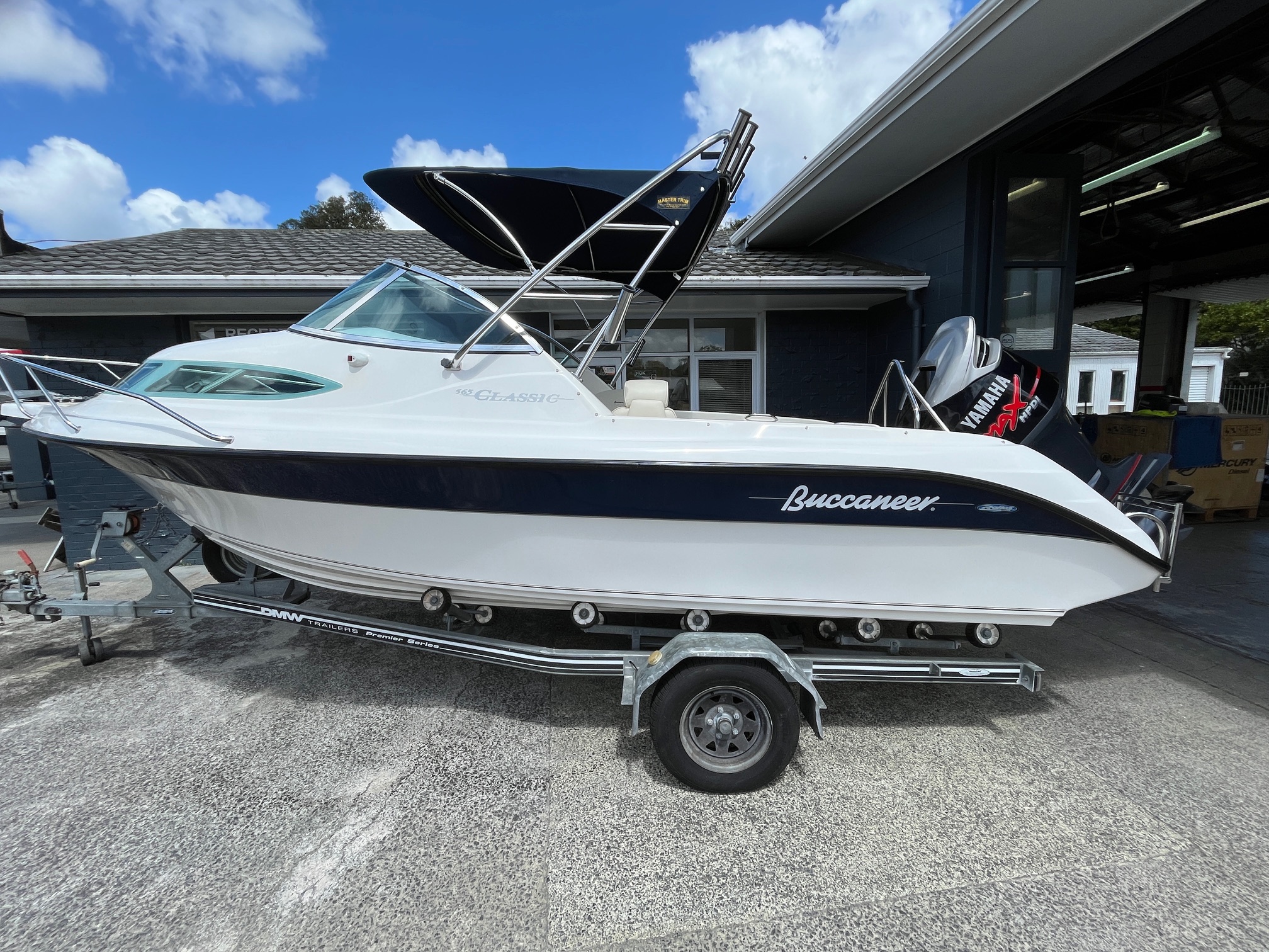 Rogers Boatshop: Buccaneer / 565 Classic / 2010