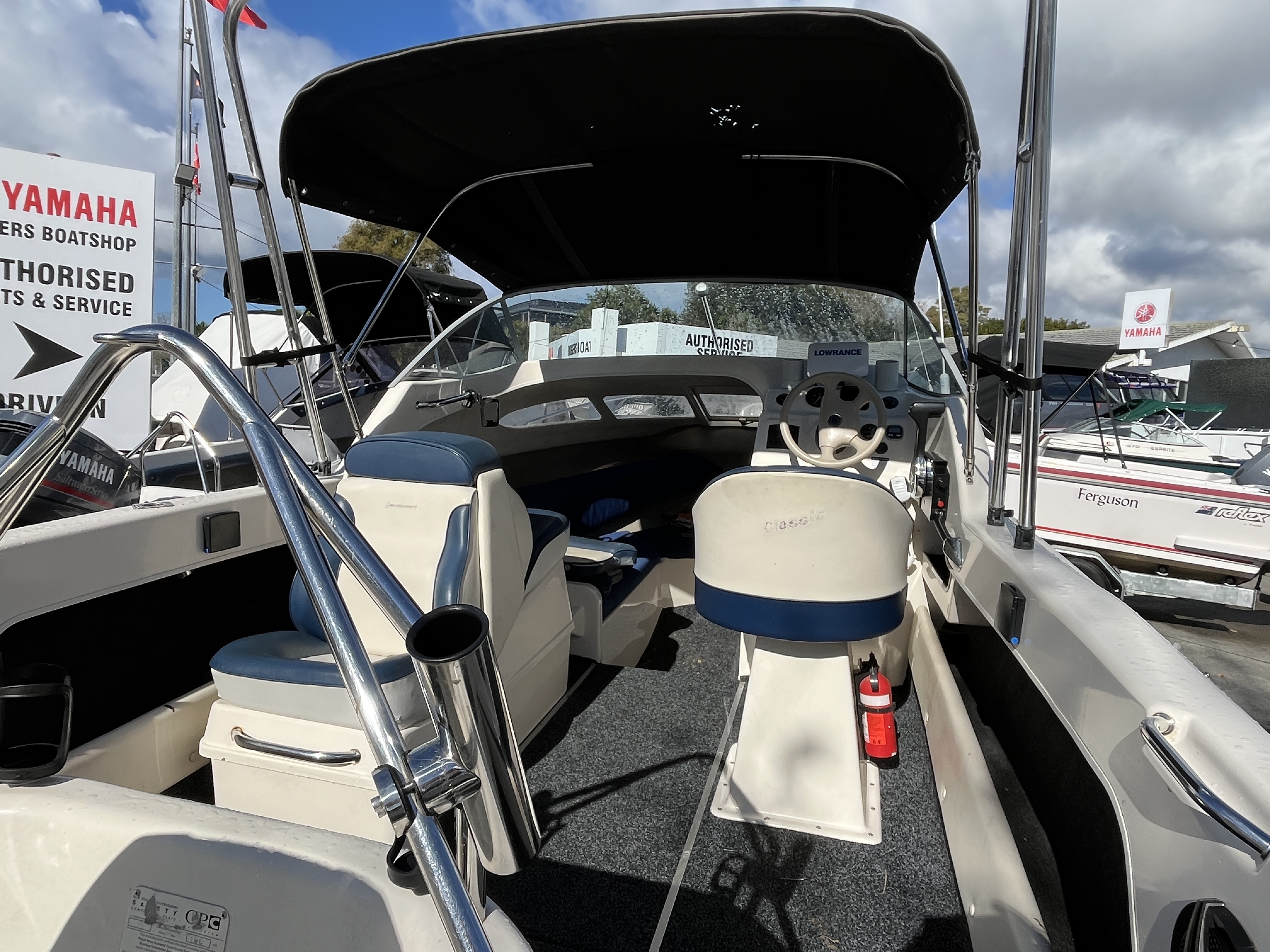 Rogers Boatshop: Buccaneer / 550 Classic XL / 2002