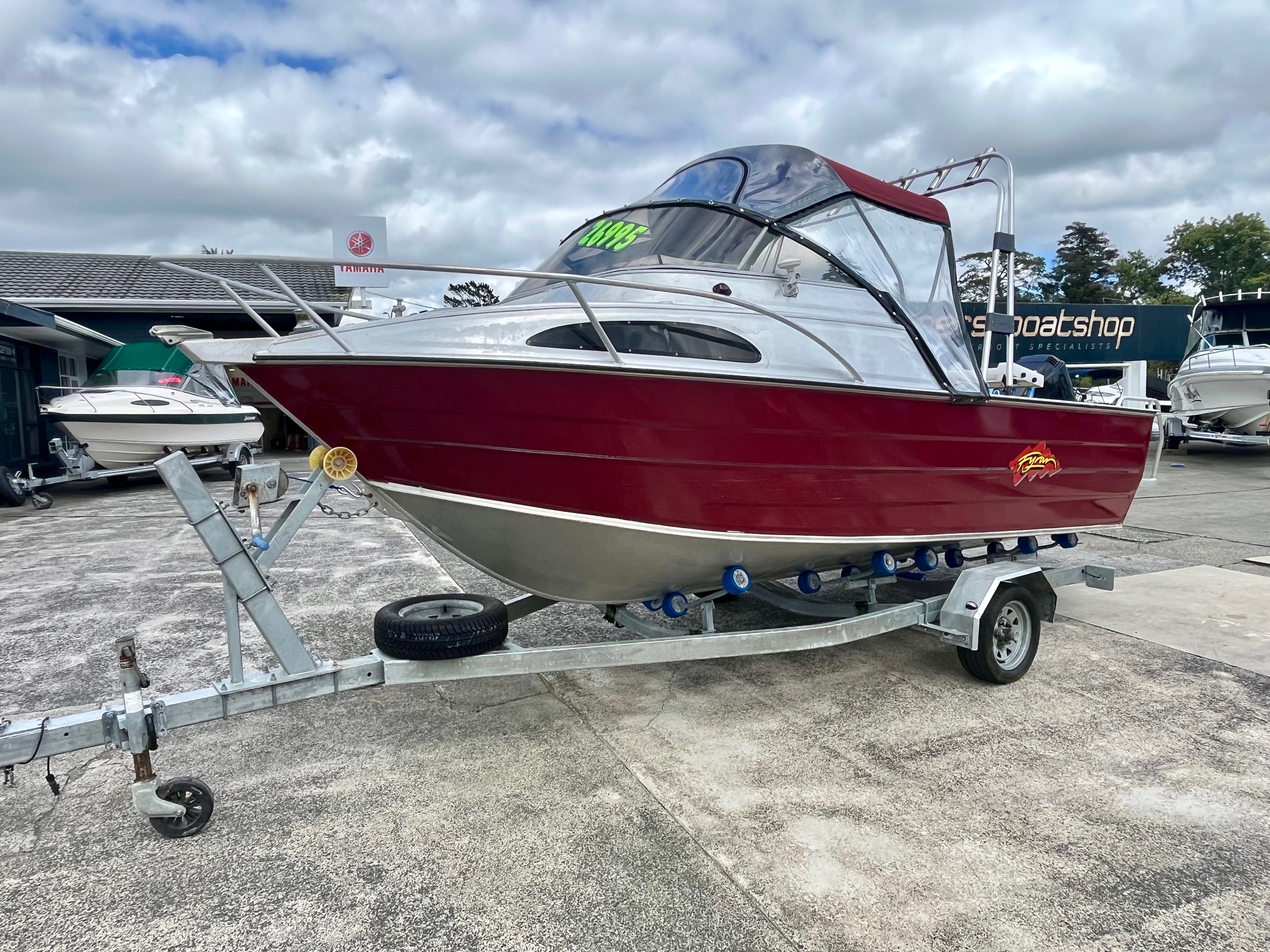 Rogers Boatshop: Fyran / 550 Horizon / 2005