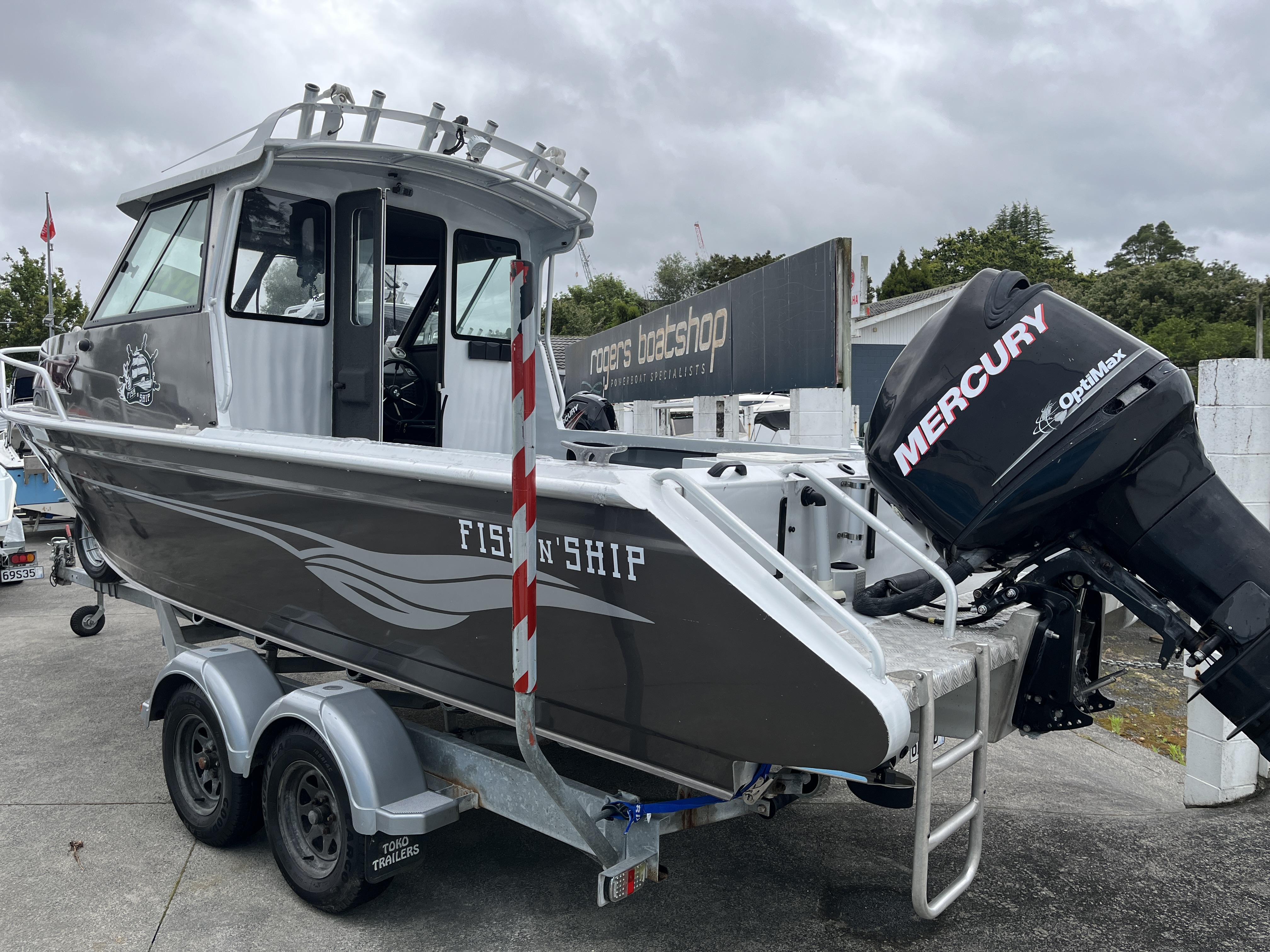 Rogers Boatshop: Mclay / 680HT / 2004