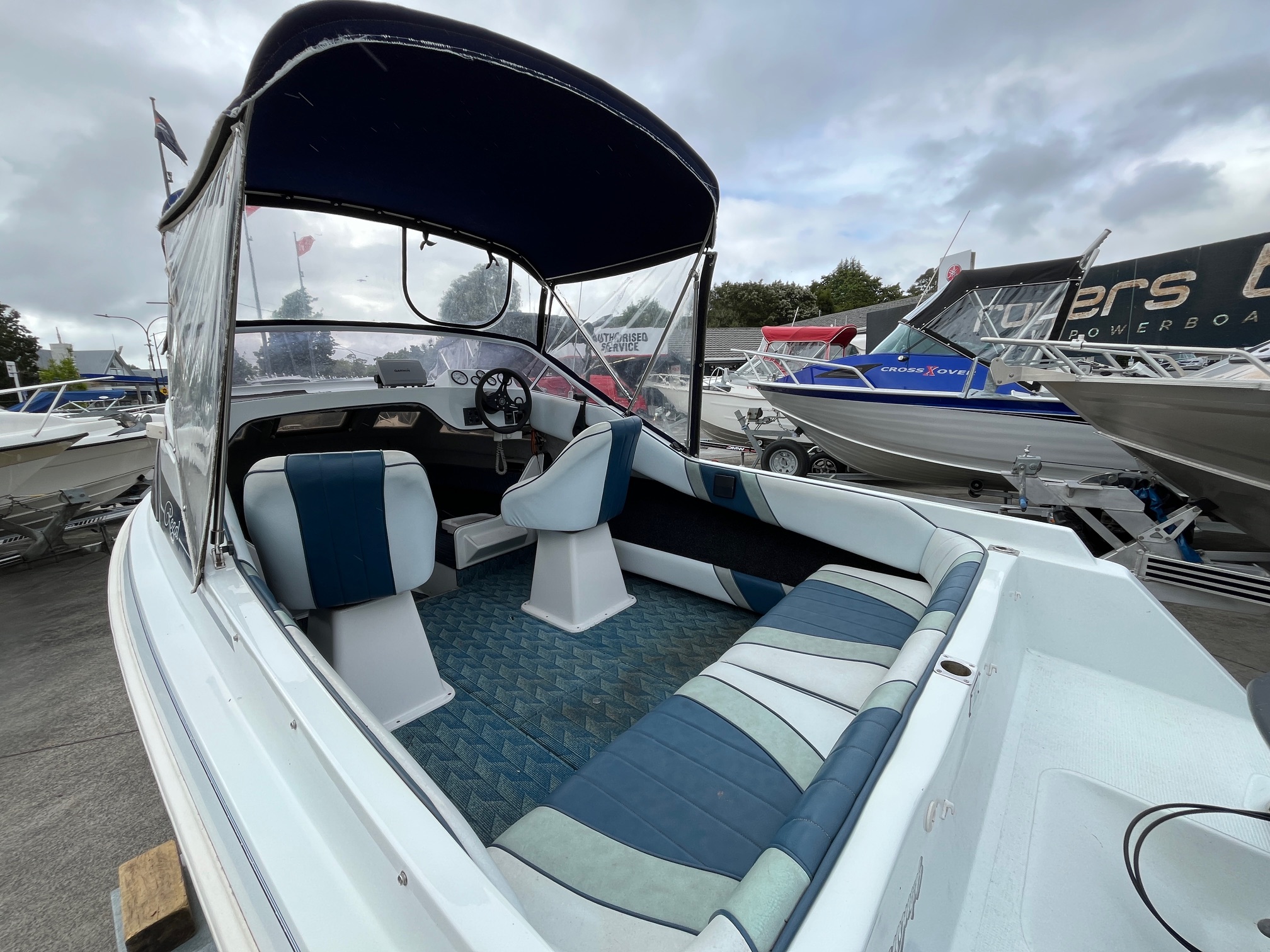 Rogers Boatshop: Seanymph / Regal 550 / 1998
