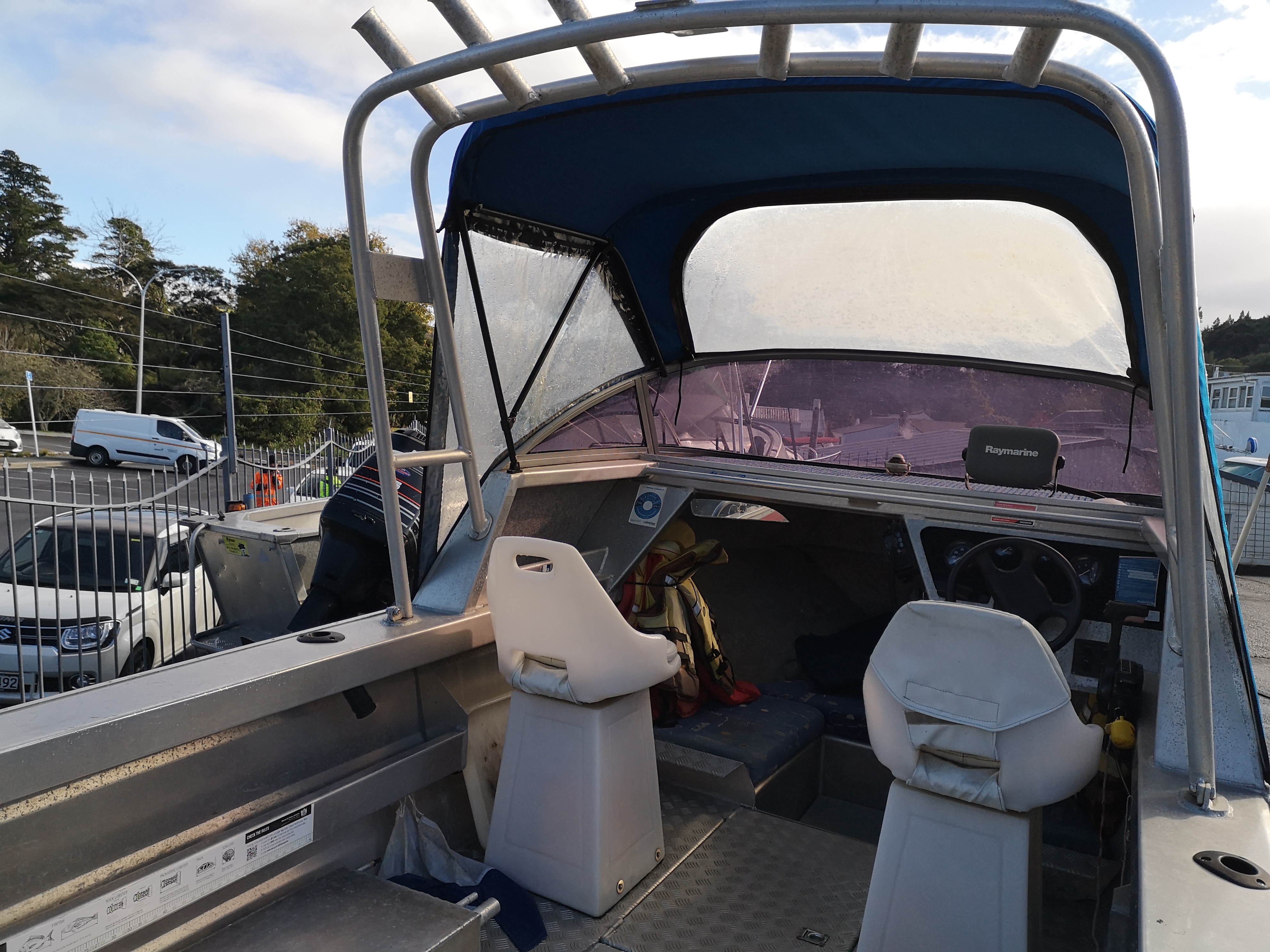 Rogers Boatshop: Marco / 550 Striker / 2004