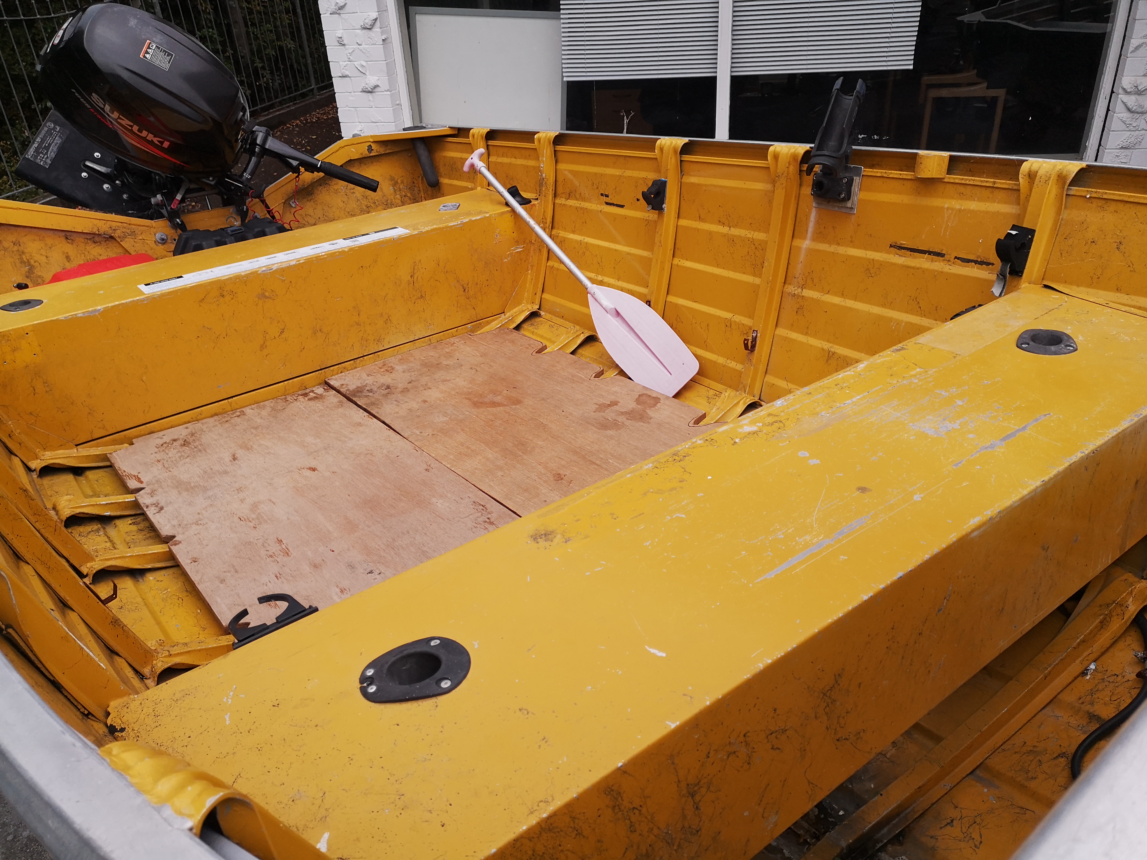 Rogers Boatshop: Quintrex / 410 Dory / 2003