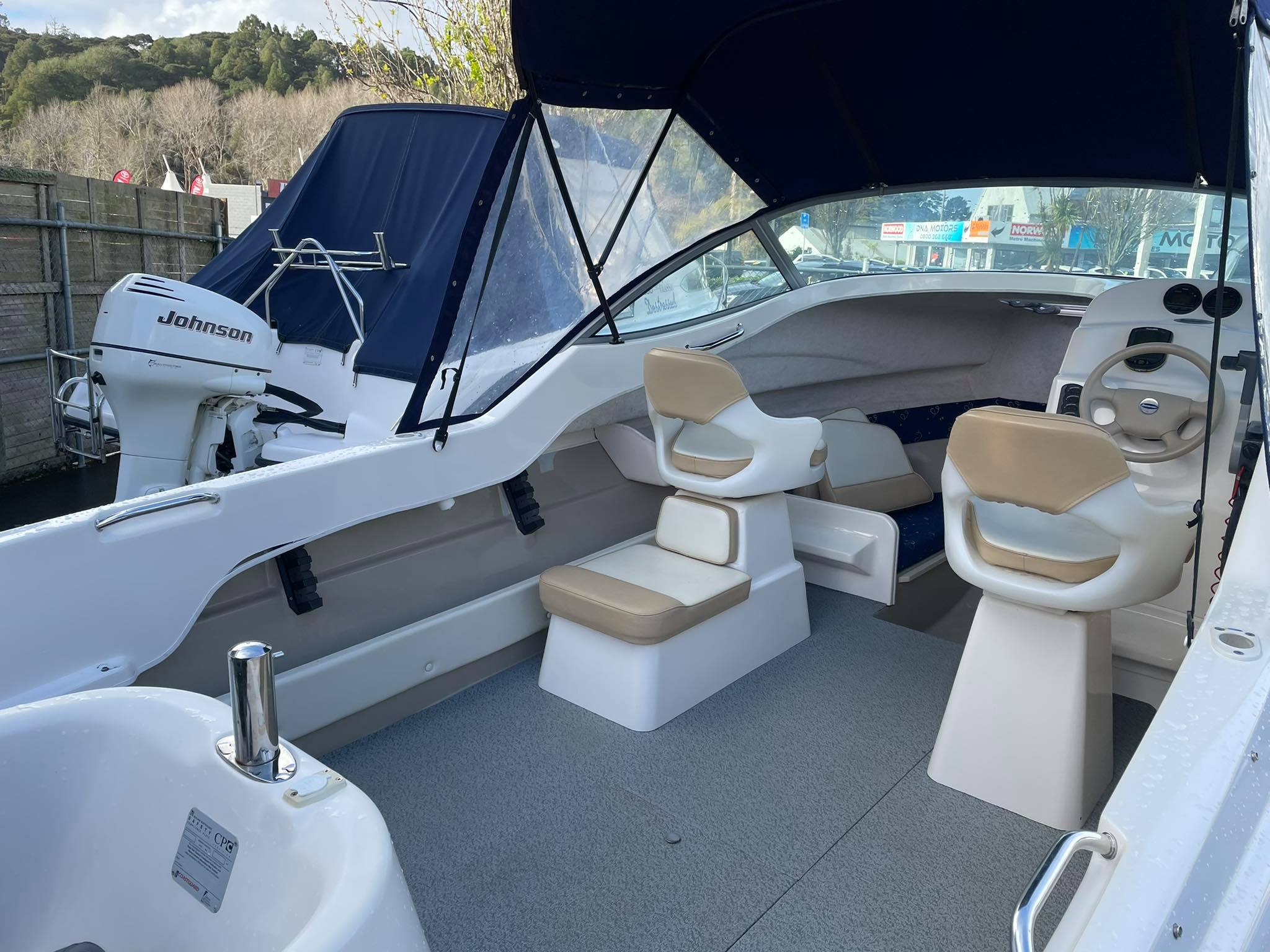 Rogers Boatshop: Buccaneer / 525 BillFisher / 2006