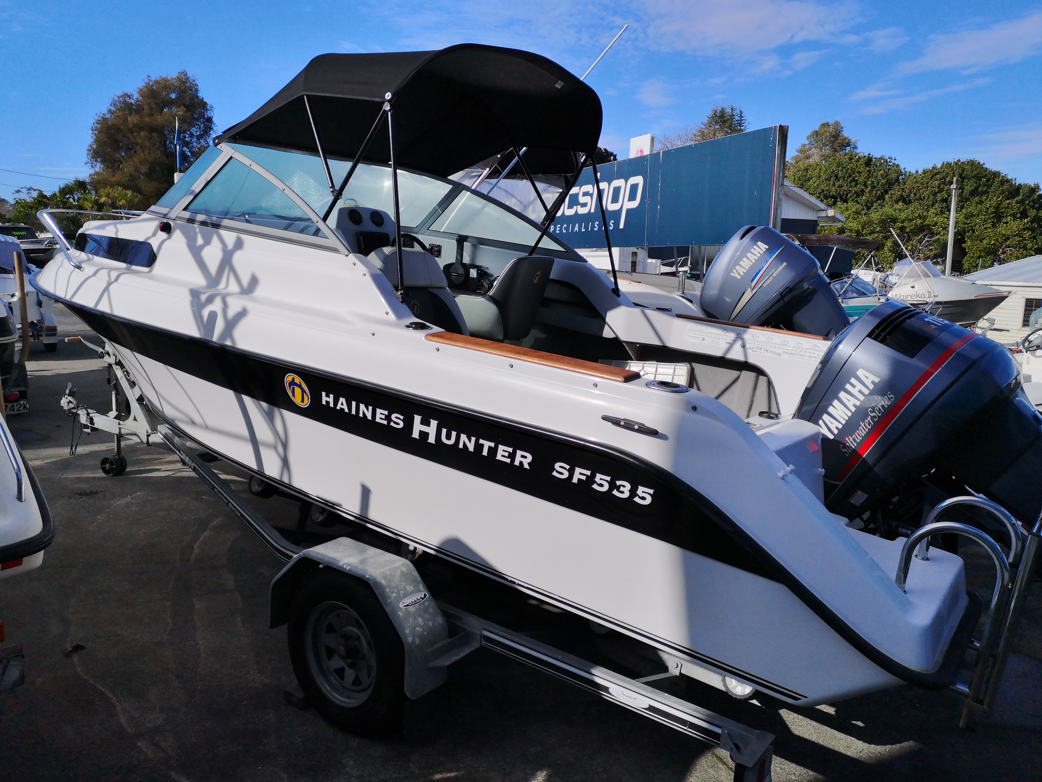 Rogers Boatshop: Haines Hunter / SF535 / 2015