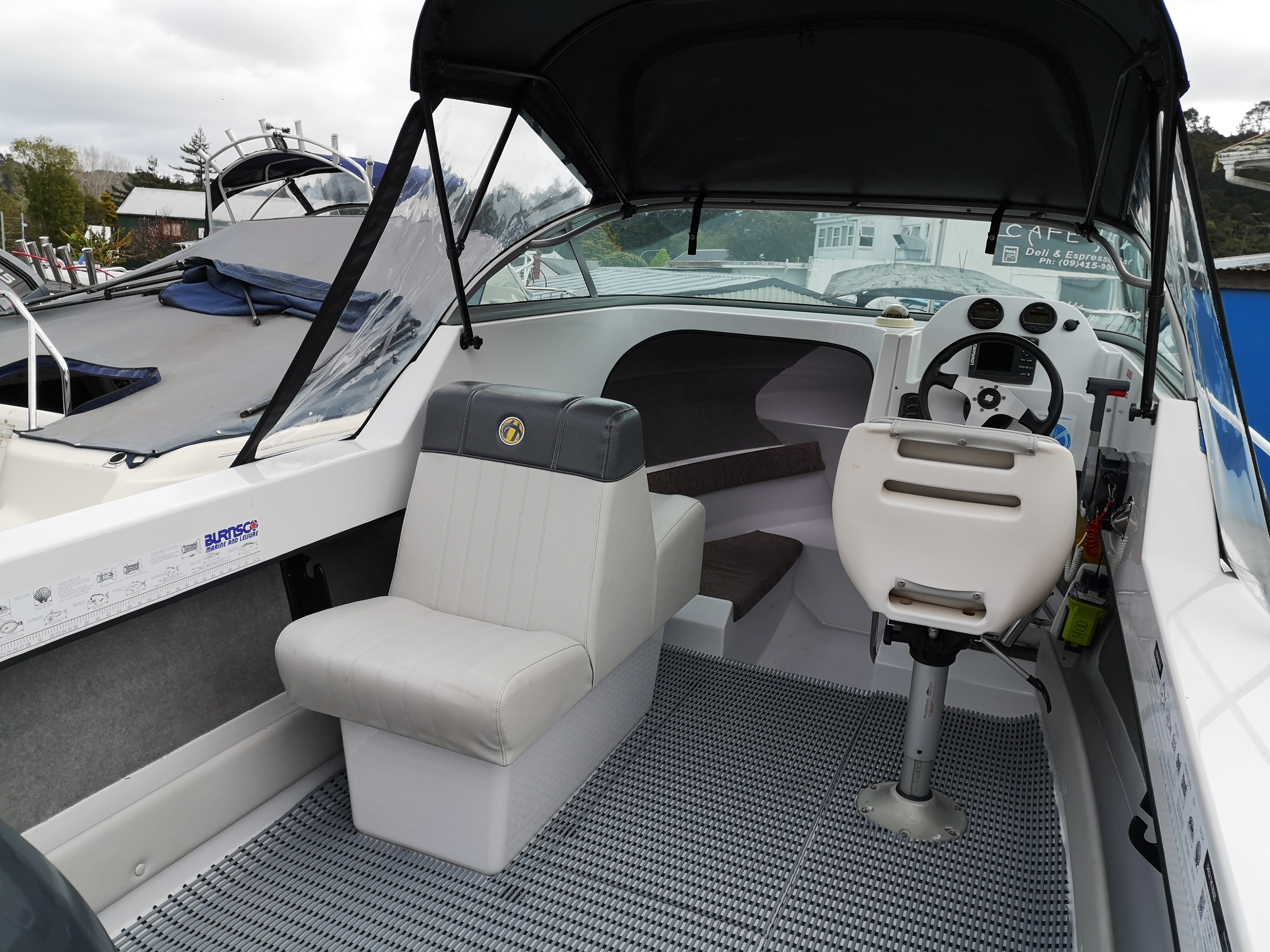 Rogers Boatshop: Haines Hunter / SF485 / 2014