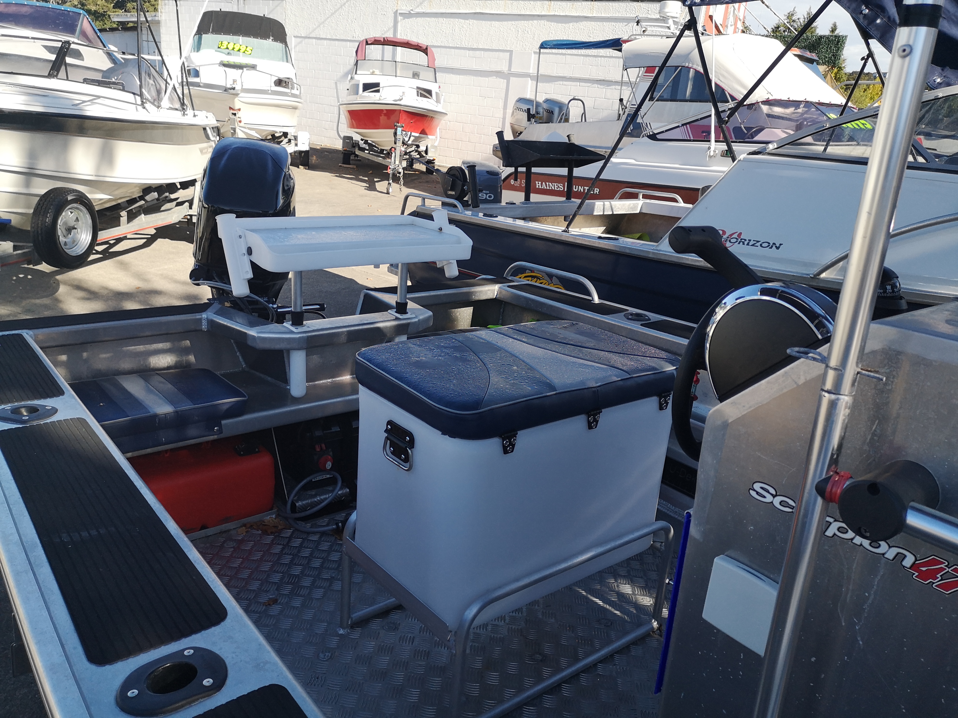 Rogers Boatshop: Scorpion / 470 CC - Ctr Console T-Top / 2021
