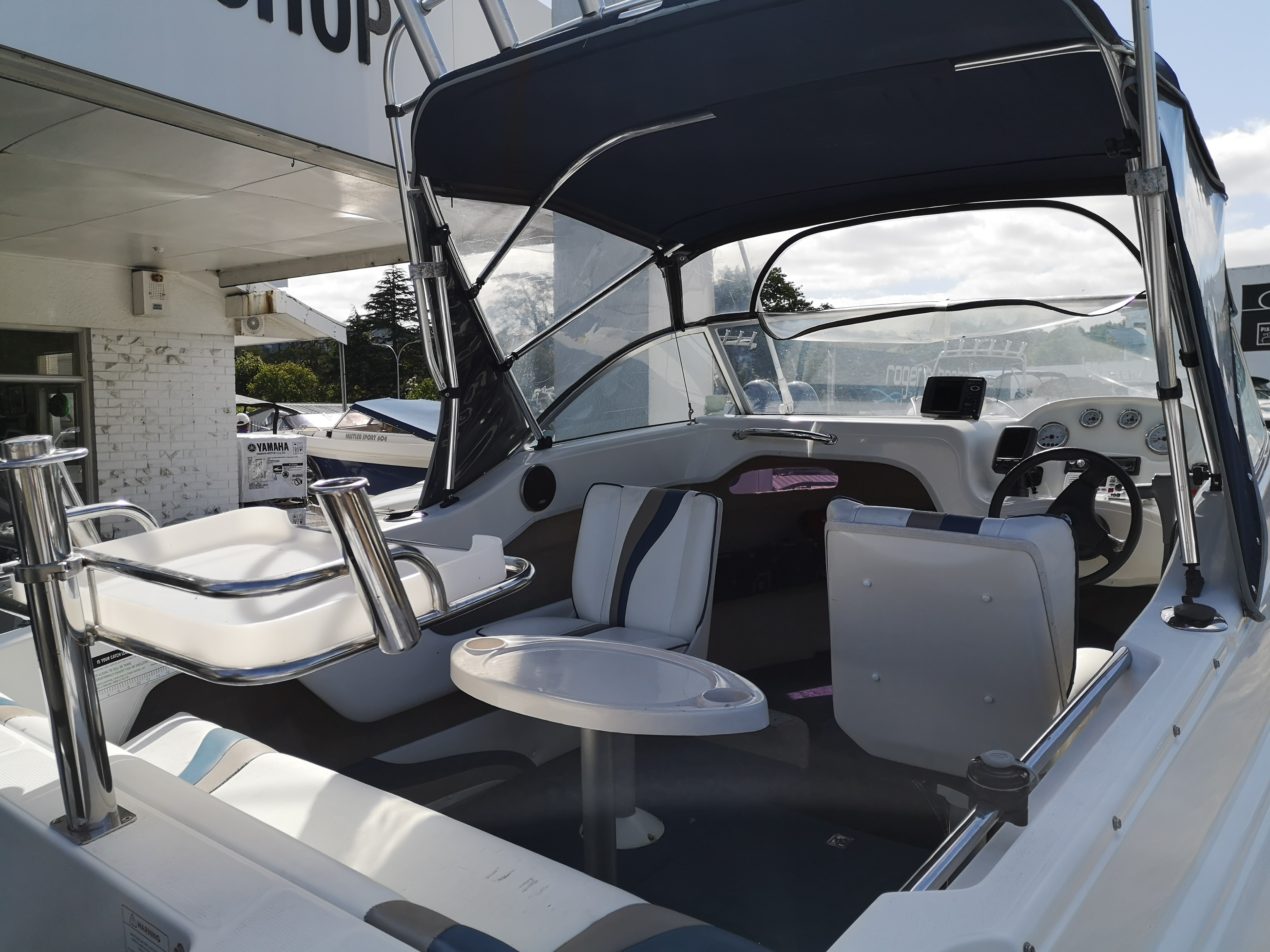 Rogers Boatshop: Haines Signature / 520C / 2007