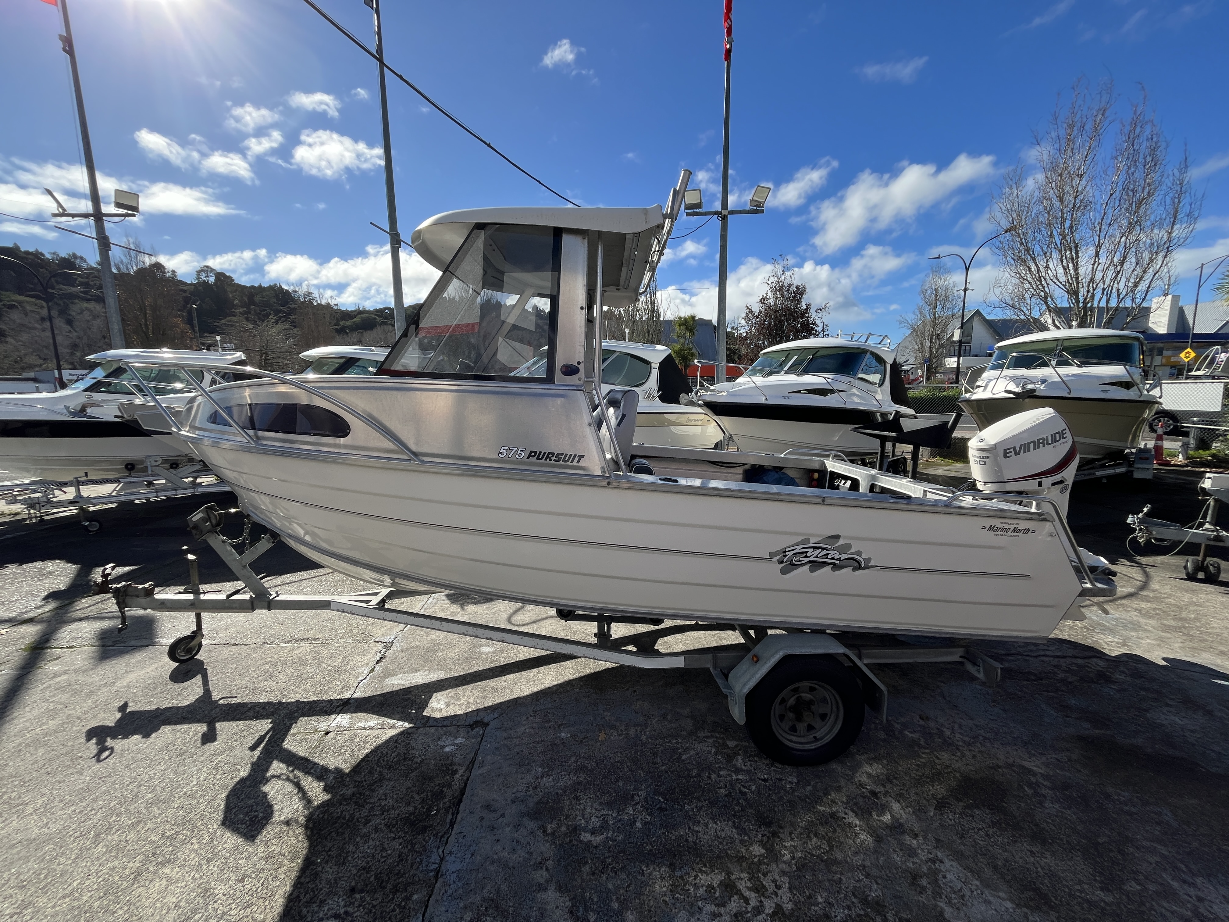 Rogers Boatshop: Fyran / 575 Pursuit Hardtop / 2014