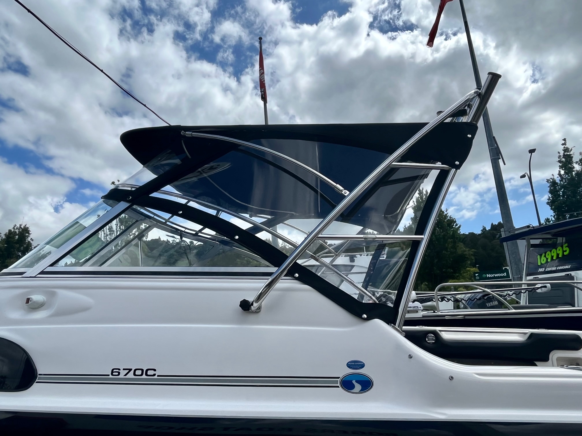 Rogers Boatshop: Haines Signature / 670c / 2005