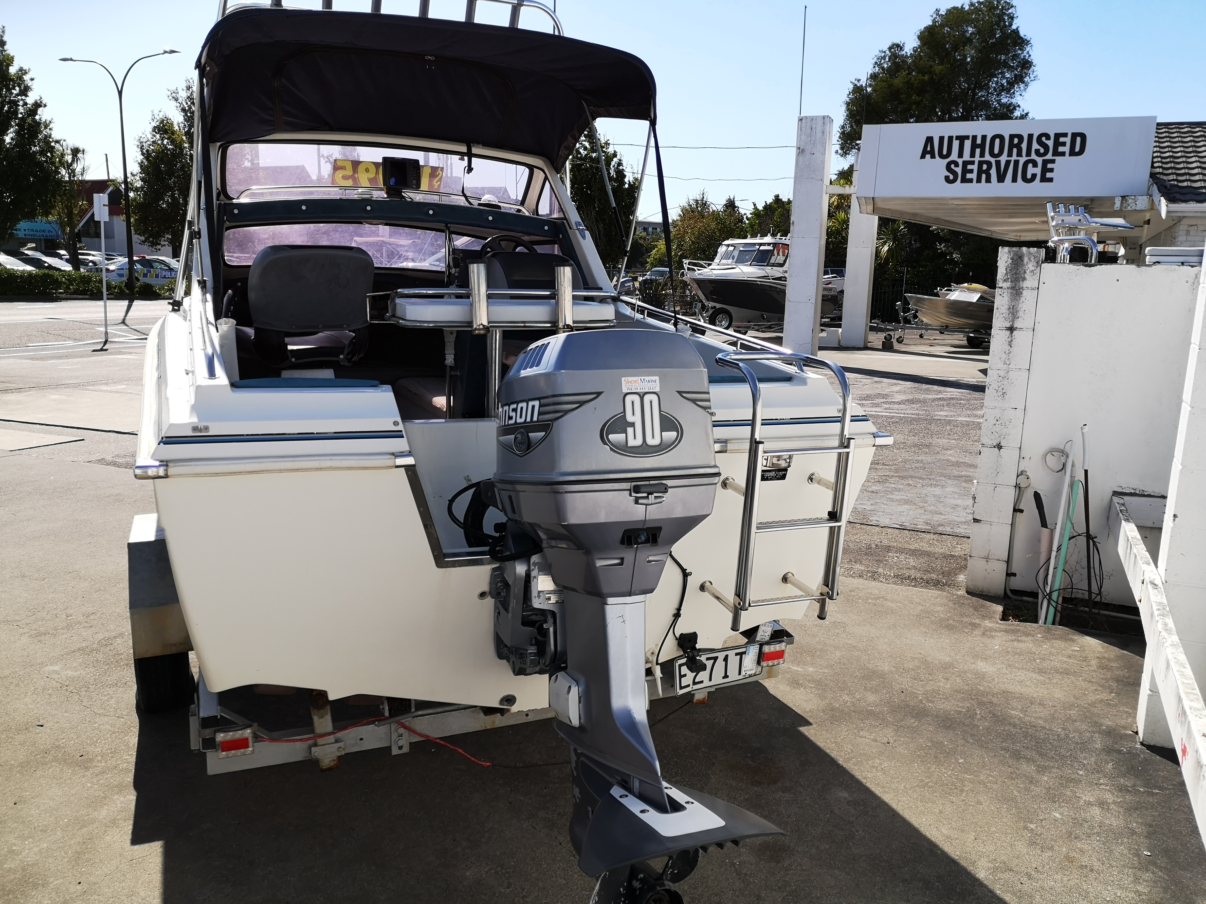 Rogers Boatshop: Bonito / 16 Cabin-Mk3 Hydrolift / 1986